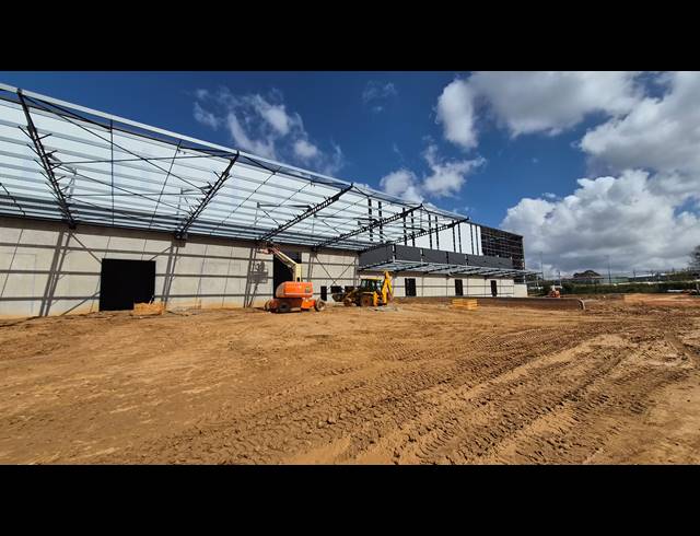 7,282M² WAREHOUSE TO LET IN JET PARK